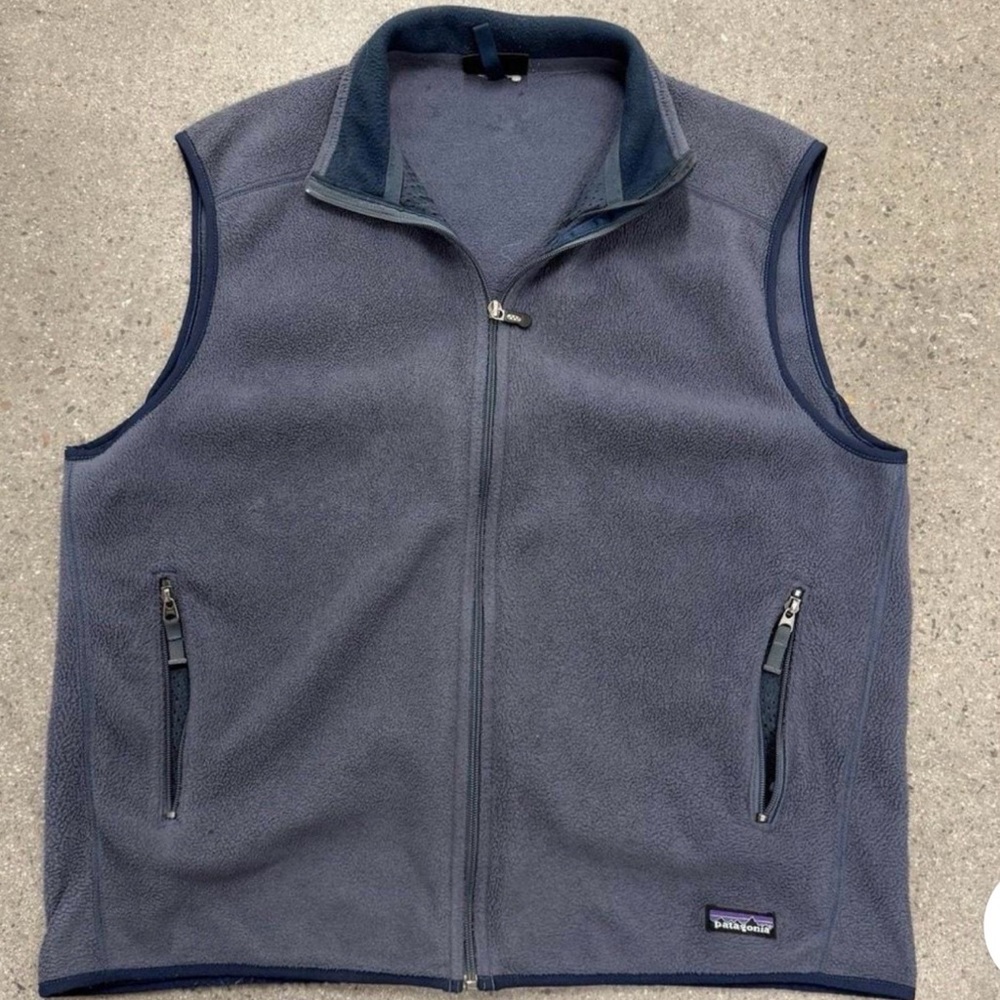 Patagonia Men's Navy Fleece Vest